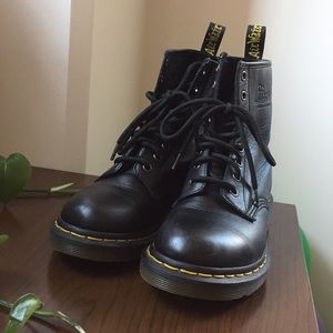 Black doc martens 1460 nappa leather